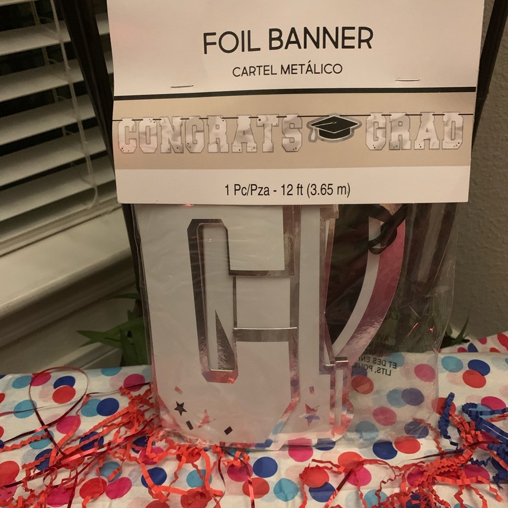 ⚜️White & Silver Congrats 🎊Grad 🎓Letter Banner - Picture 6 of 8
